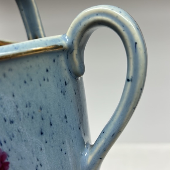 Vintage “McCoy” pottery USA small glazed watering can with cabbage rise design - Picture 6 of 11